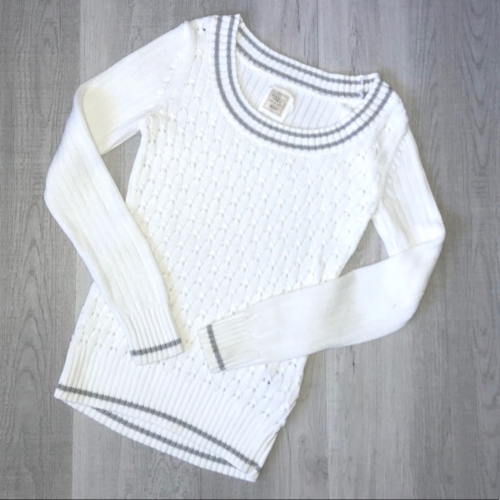 Old Navy White Knit Sweater